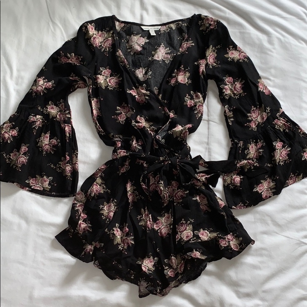 American eagle long sleeve romper